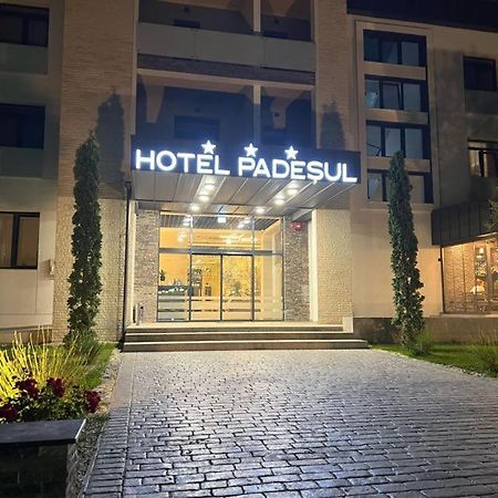 Hotel Padesul Făget 외부 사진