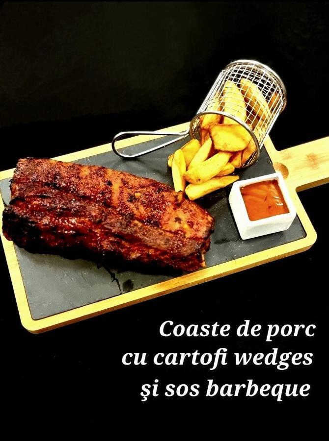 Hotel Padesul Făget 외부 사진
