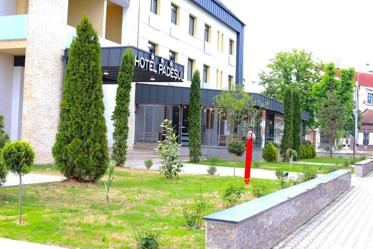 Hotel Padesul Făget 외부 사진
